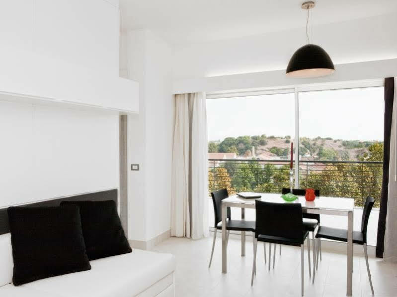 Lungotevere Apartahotel 2*